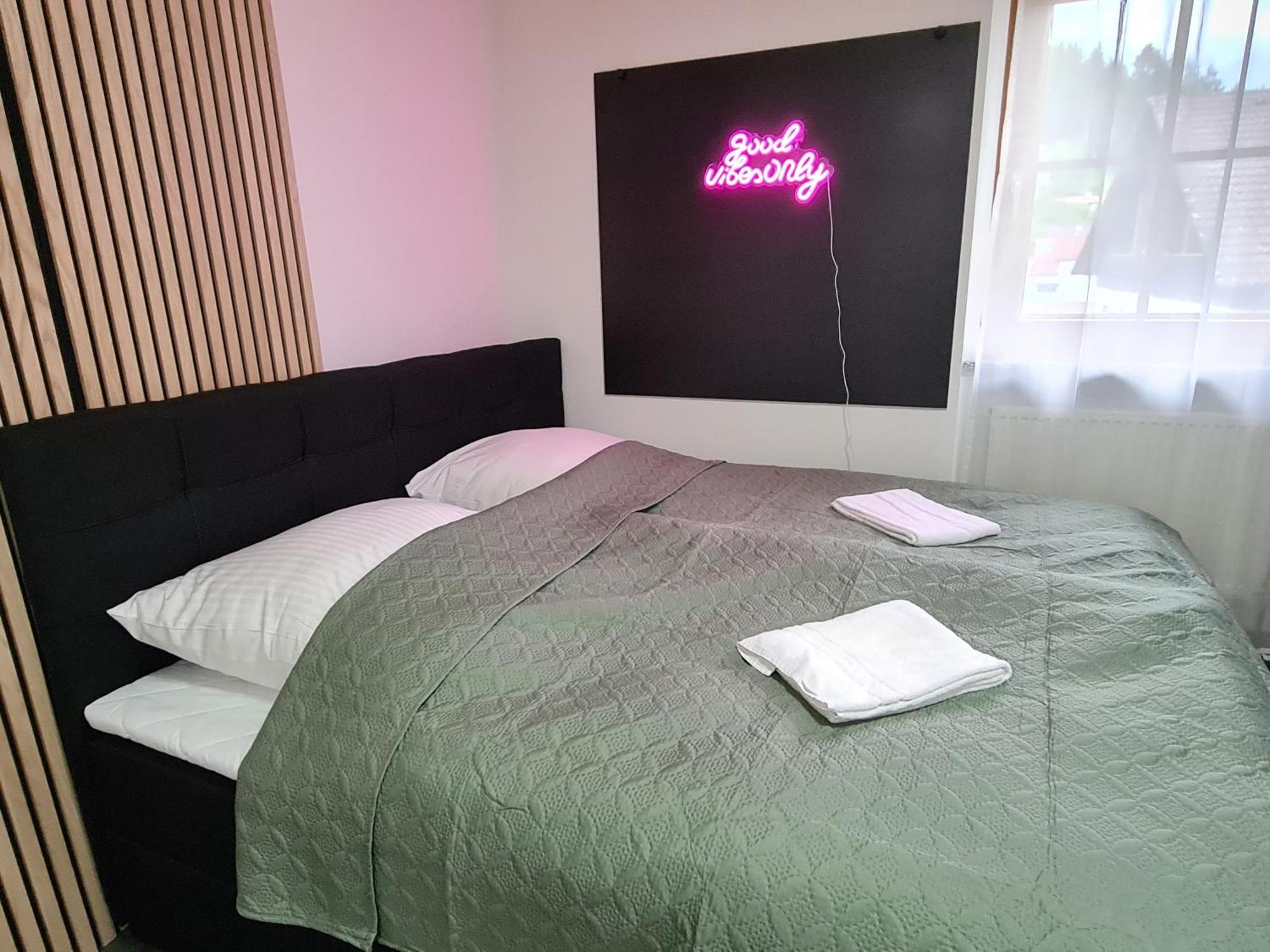 Theox No 11 Studio Apartment Fuer 2 Personen Heppenheim  Exterior photo