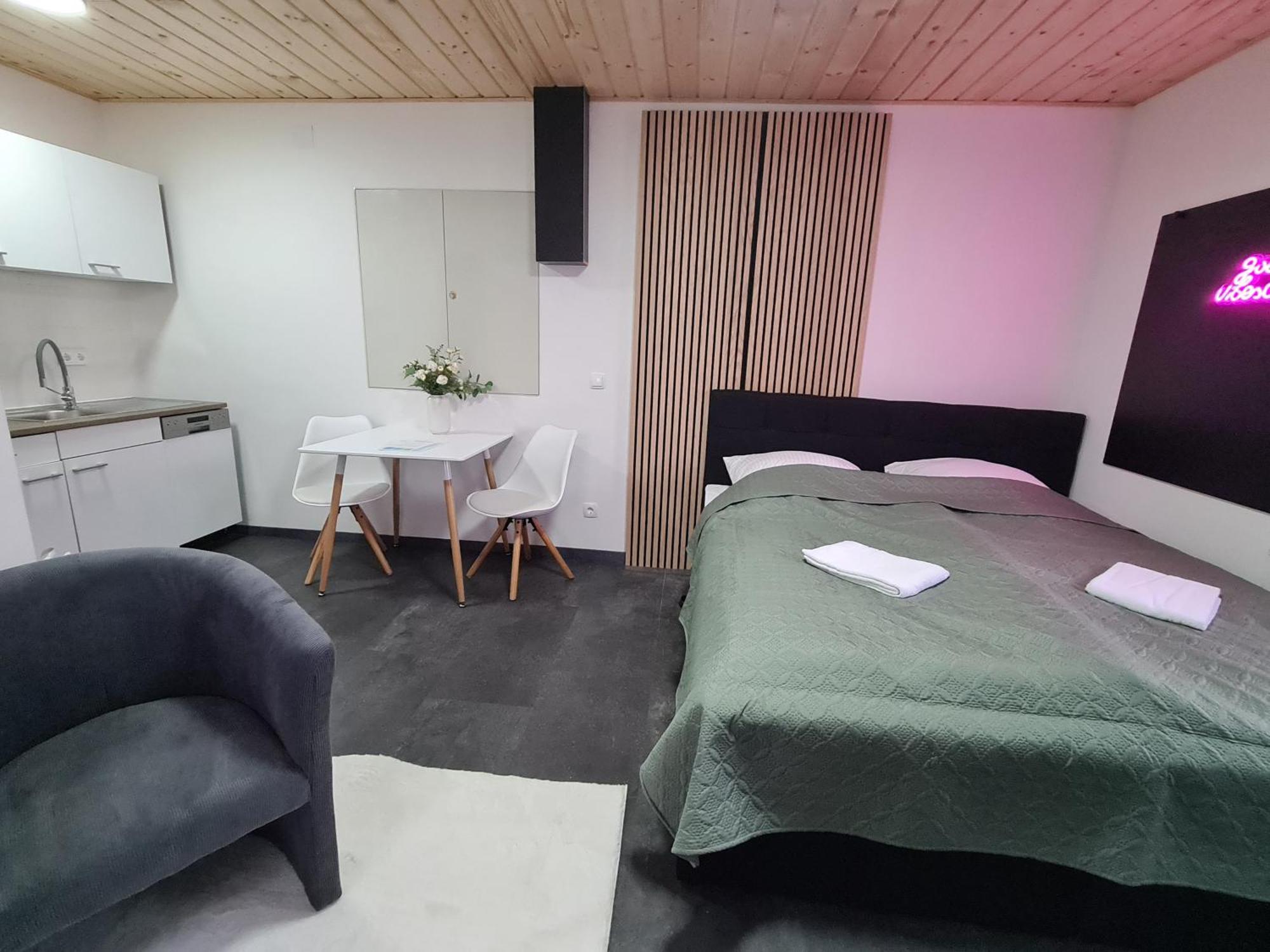 Theox No 11 Studio Apartment Fuer 2 Personen Heppenheim  Exterior photo